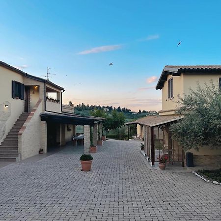 Agriturismo La Rustica Pianella Kültér fotó